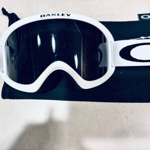 OAKLEY Ski Goggles